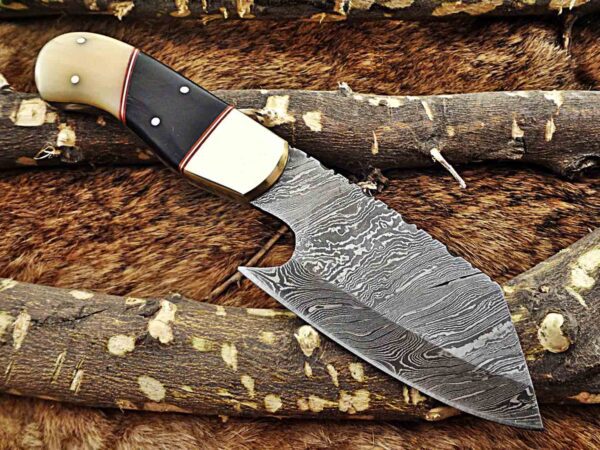 Custom Handmade Damascus Steel Hunting Skinner Knife | Christmas Gift, Birthday Gift, Wedding Gift, Anniversary Gift, Valentine's Gift - Image 5